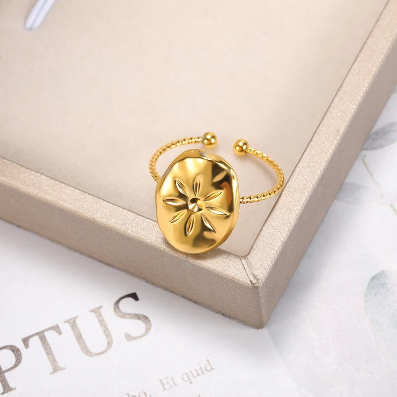 Textured Floral Stainless Steel Ring - Image 3